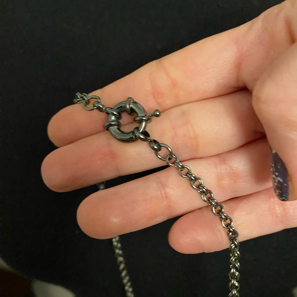 Long beaded chain. - Picture 5 of 5